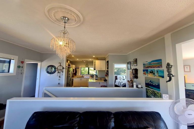 Photo of property in 56 Manly Street, Paraparaumu Beach, Paraparaumu, 5032