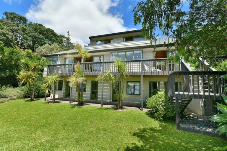 Photo of property in 18 Whale Cove, Stanmore Bay, Whangaparaoa, 0932