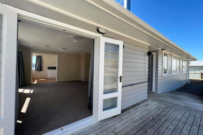 Photo of property in 13 Carbine Place, Ascot Park, Porirua, 5024