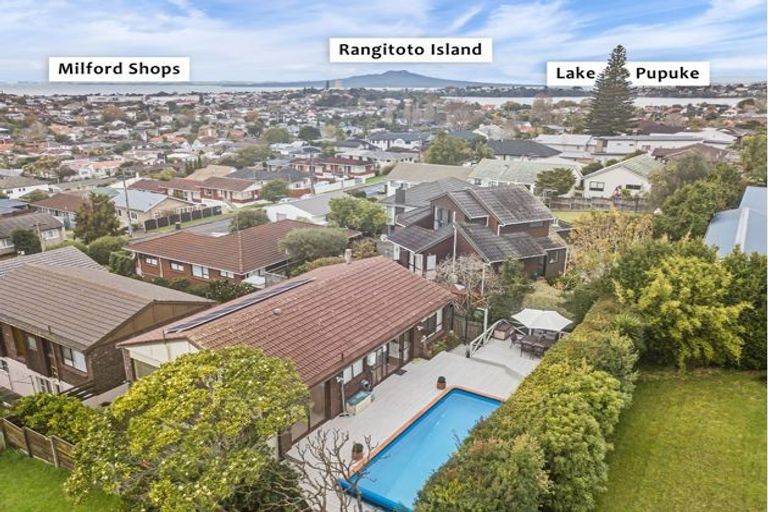 Photo of property in 3/32 Quebec Road, Milford, Auckland, 0620