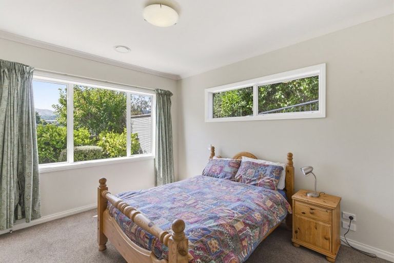 Photo of property in 10 Metzenthin Close, Raumati South, Paraparaumu, 5032