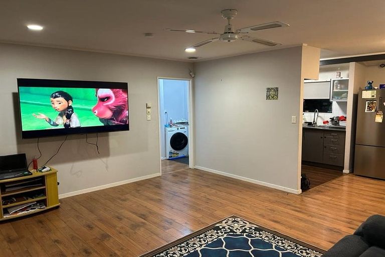 Photo of property in 3/25 Takanini Road, Takanini, 2112