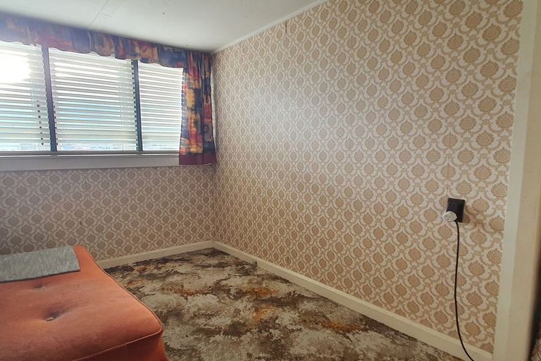 Photo of property in 15 Michael Street, Waimate, 7924