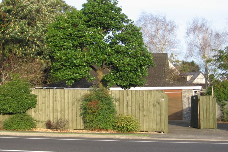 Photo of property in 369a Hobsonville Road, Hobsonville, Auckland, 0618