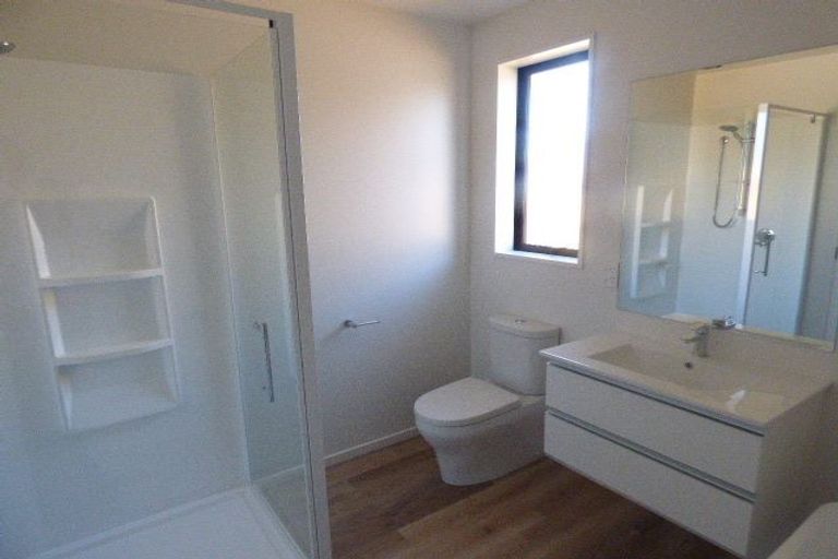 Photo of property in 10 Tara Crescent, Woodend, 7610