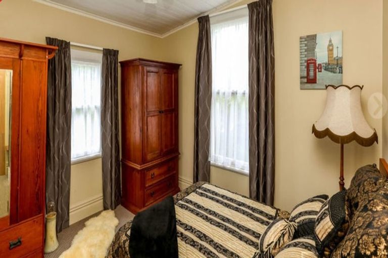 Photo of property in 21 Harriet Place, Whalers Gate, New Plymouth, 4310