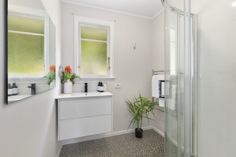 Photo of property in 150 Campbell Street, Karori, Wellington, 6012