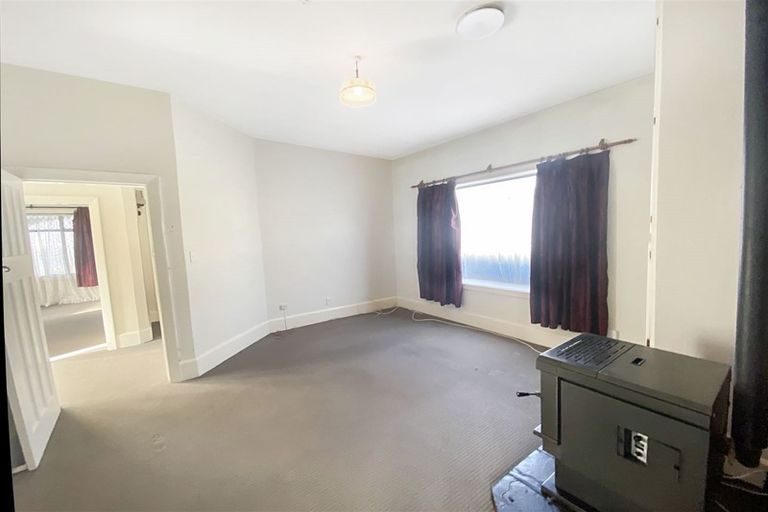 Photo of property in 1/9 Defoe Place, Waltham, Christchurch, 8023