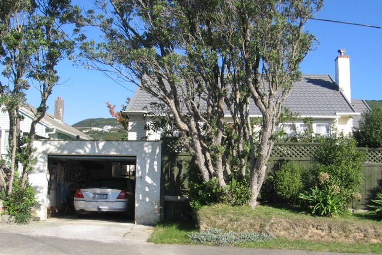 Photo of property in 17 Atua Street, Johnsonville, Wellington, 6037
