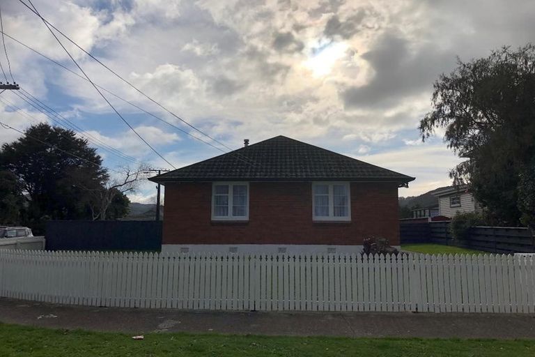 Photo of property in 8 Burcham Street, Taita, Lower Hutt, 5011