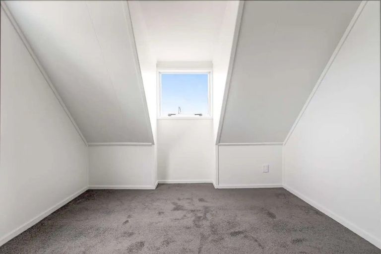 Photo of property in 1/24 Solveig Place, Randwick Park, Auckland, 2105