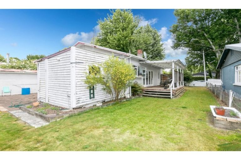 Photo of property in 18 Parr Street, Frankton, Hamilton, 3204