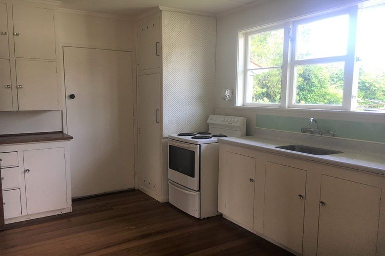 Photo of property in 8 Armitage Place, Fairfield, Hamilton, 3214