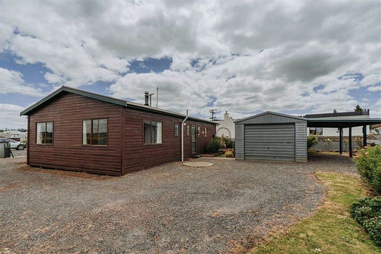 Photo of property in 49 Renfrew Street, Balclutha, 9230