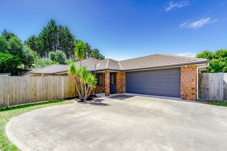 Photo of property in 25 Cascade Way, Paraparaumu, 5032