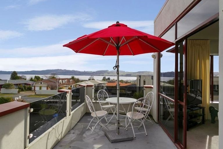 Photo of property in 1/57 Arrowsmith Avenue, Waipahihi, Taupo, 3330