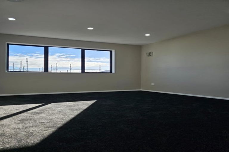 Photo of property in 6 Ritetai Street, Clarks Beach, 2122