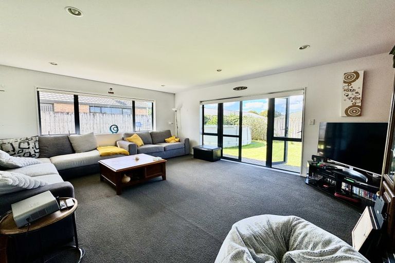 Photo of property in 26 Cranbrook Place, Rototuna North, Hamilton, 3210