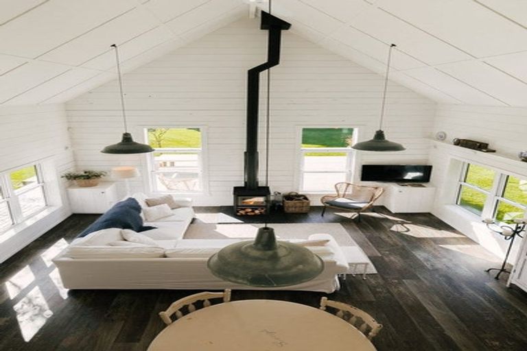 Photo of property in 216 Rowes Road, Hunterville, 4785