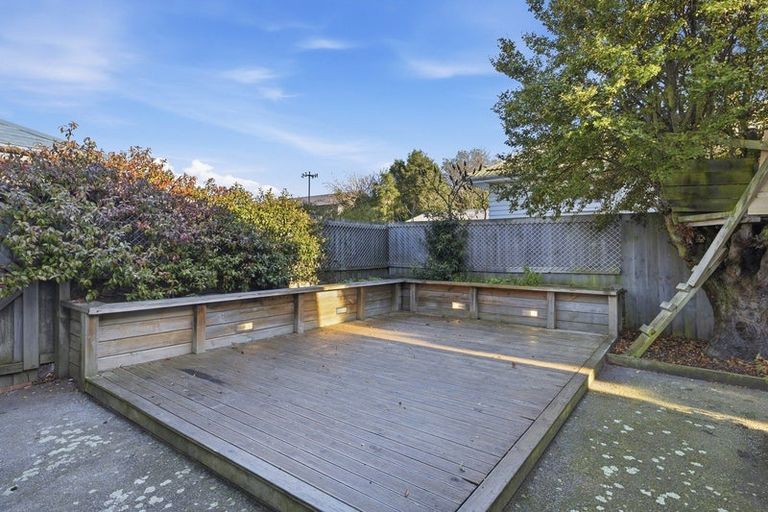 Photo of property in 145 Langdons Road, Northcote, Christchurch, 8052