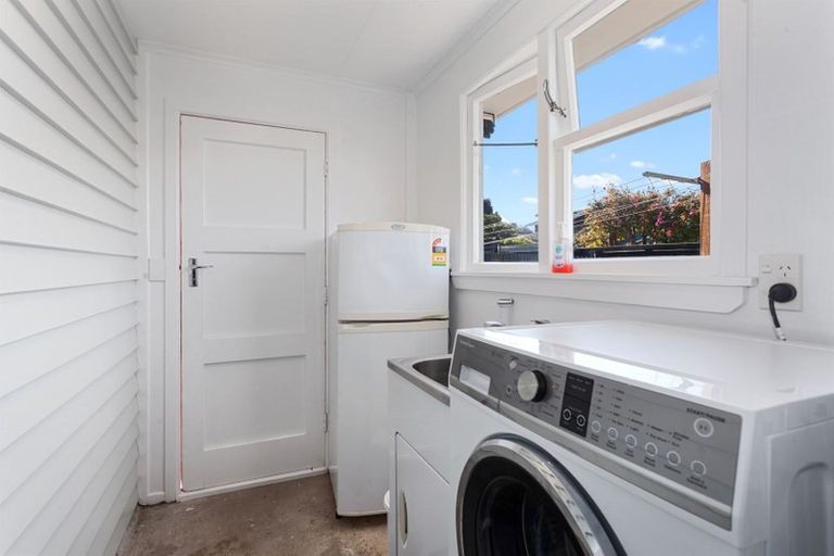 Photo of property in 16 Henderson Street, Whakatane, 3120