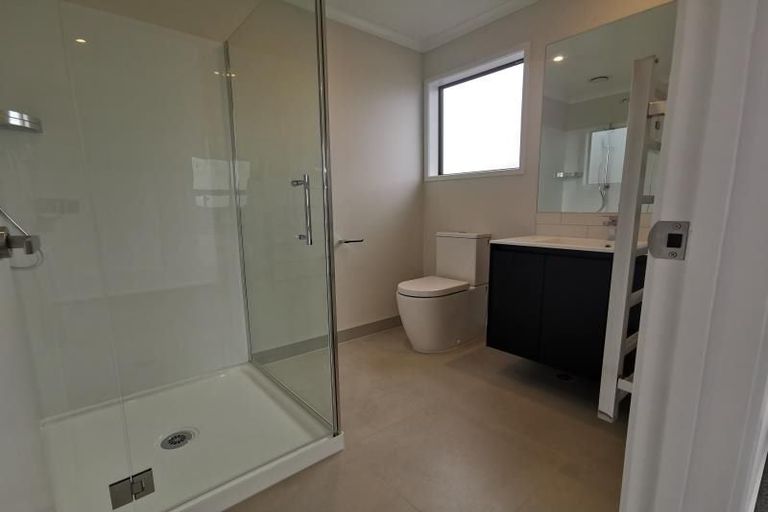 Photo of property in 73 Manarini Road, Westgate, Auckland, 0614