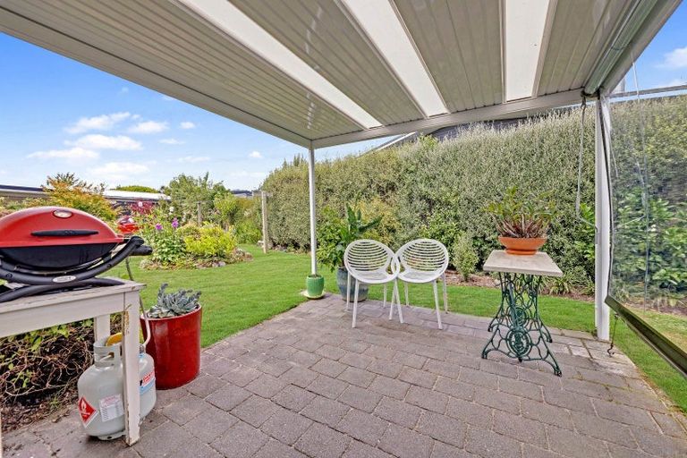 Photo of property in 10 Kew Place, Richmond Heights, Taupo, 3330