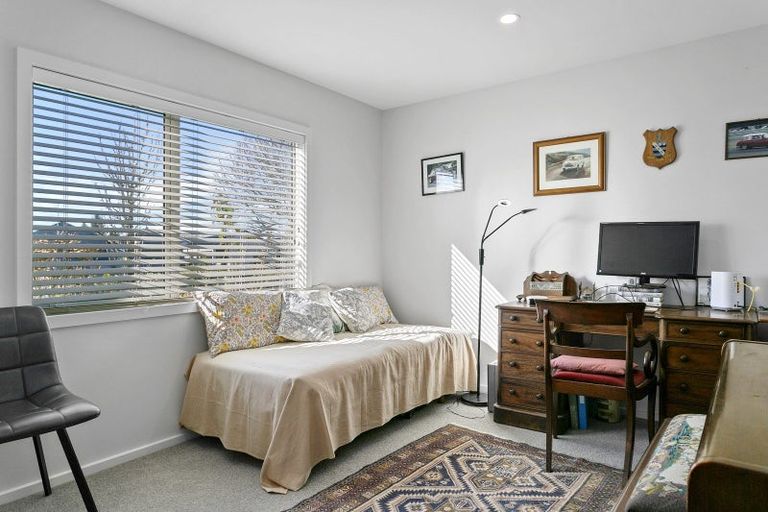 Photo of property in 1 Noumea Drive, Rangatira Park, Taupo, 3330