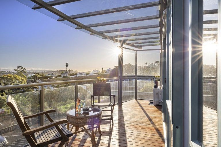 Photo of property in Mokoia Ridge, 1g/68 Mokoia Road, Birkenhead, Auckland, 0626