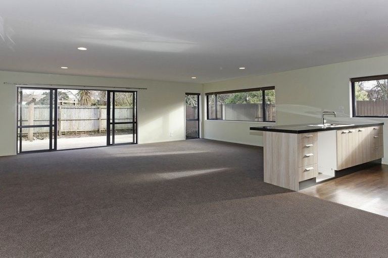 Photo of property in 11 Braddon Street, Addington, Christchurch, 8024