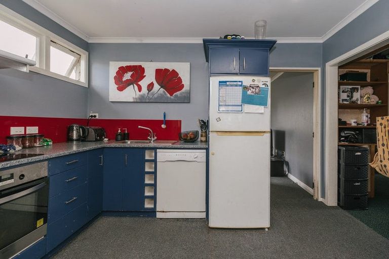 Photo of property in 16 Seaforth Avenue, Milson, Palmerston North, 4414