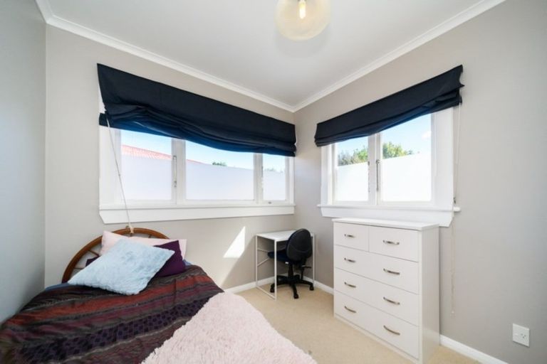 Photo of property in 32 Colombo Street, Hokowhitu, Palmerston North, 4410
