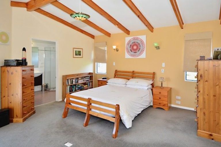 Photo of property in 1/94 Jutland Road, Hauraki, Auckland, 0622