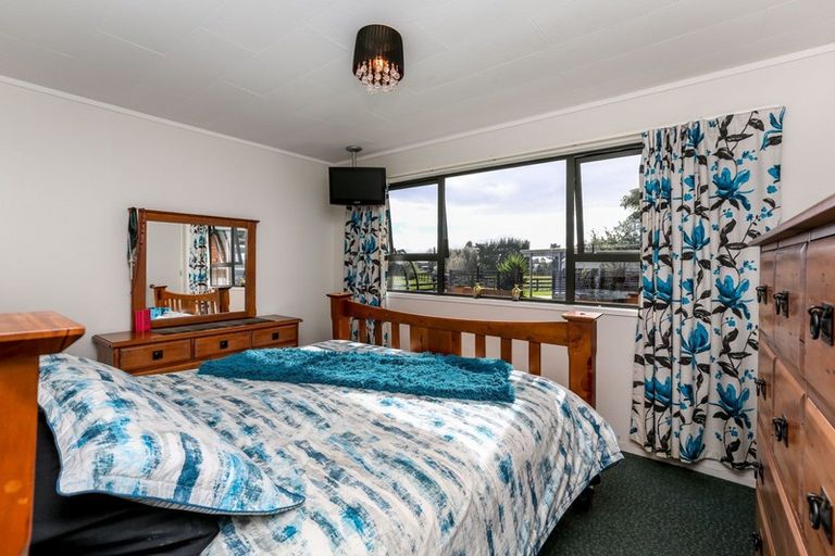 Photo of property in 24 Waipapa Road, Waitara, 4383