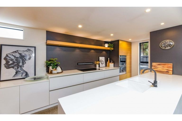 Photo of property in 9 Forbes Street, Sydenham, Christchurch, 8023