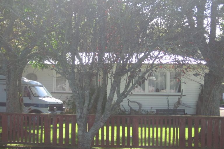 Photo of property in 41 Wilsher Crescent, Henderson, Auckland, 0612