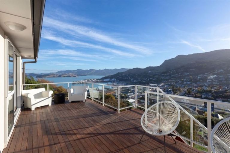 Photo of property in 1 Foster Terrace, Lyttelton, 8082