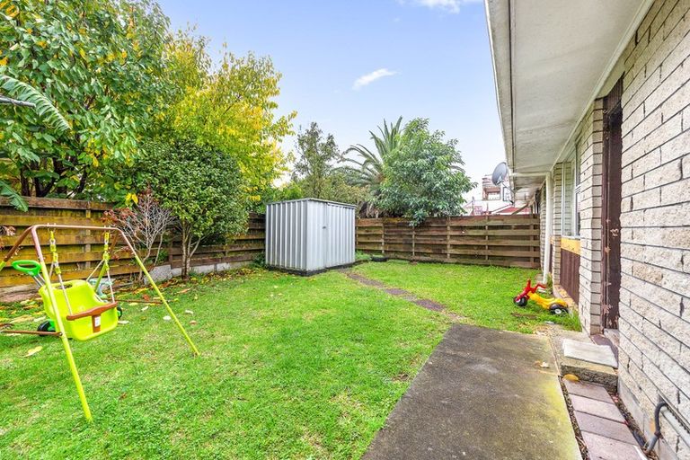 Photo of property in 3/2 Birdwood Avenue, Papatoetoe, Auckland, 2025