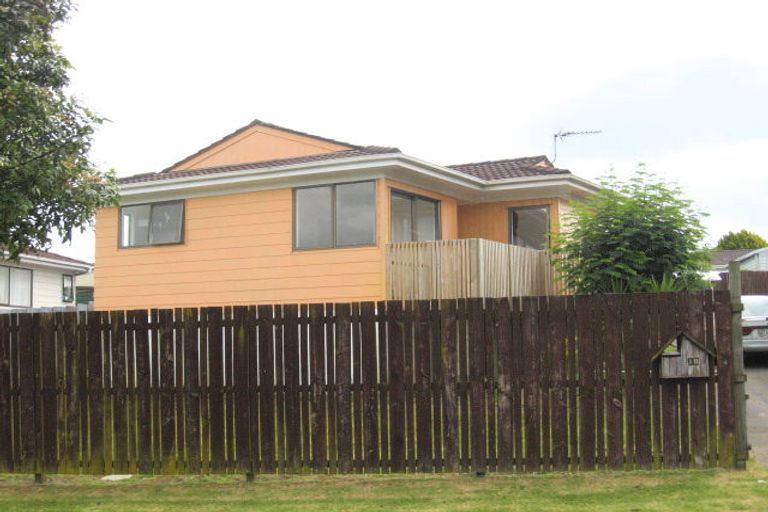 Photo of property in 12 Hoturoa Place, Manurewa, Auckland, 2102