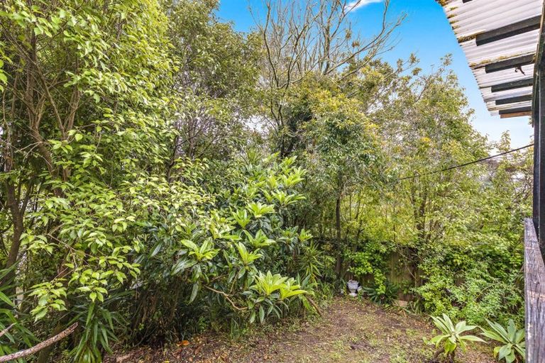 Photo of property in 1/92 Saddleback Rise, Murrays Bay, Auckland, 0630