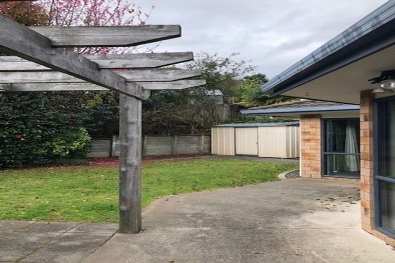 Photo of property in 35 Amberley Crescent, Bethlehem, Tauranga, 3110