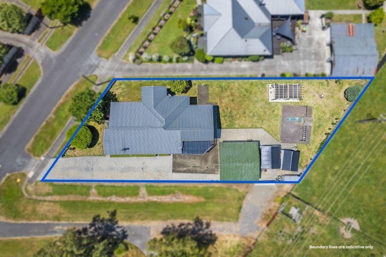 Photo of property in 1 Edmay Street, Feilding, 4702