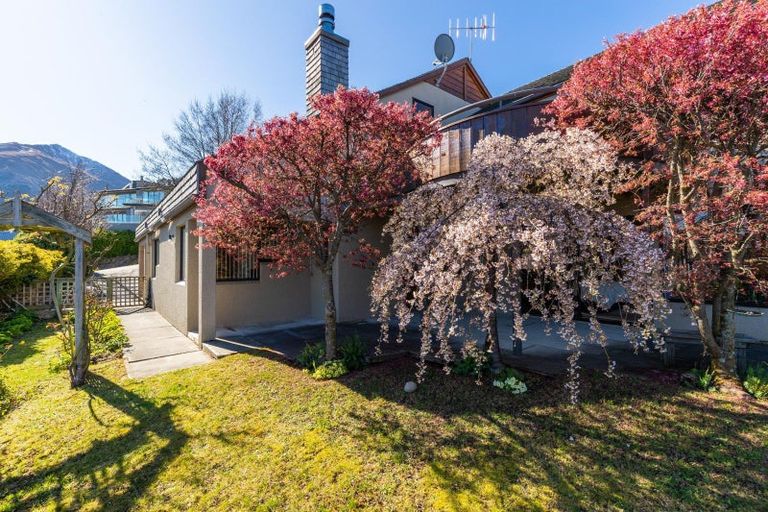 Photo of property in 23 Edinburgh Drive, Queenstown, 9300