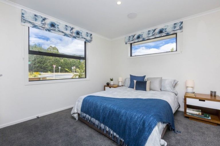 Photo of property in 2 Hopkirk Avenue, Wallaceville, Upper Hutt, 5018
