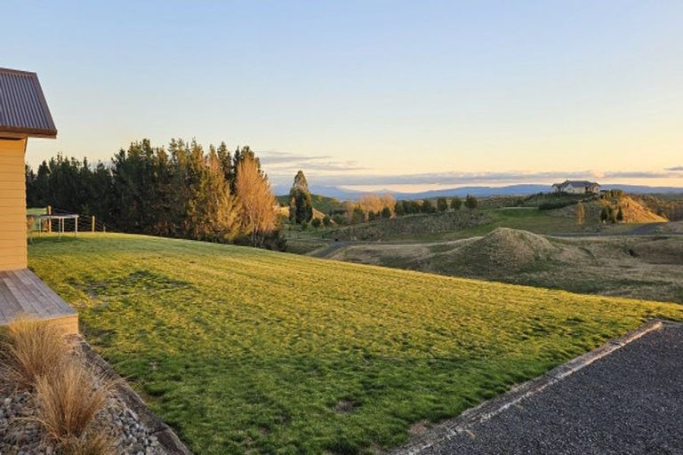 Photo of property in 27 Matarangi Road, Marotiri, Taupo, 3377
