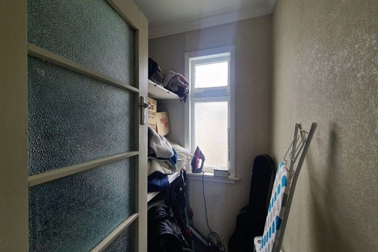 Photo of property in 10 Tennyson Street, Opunake, 4616