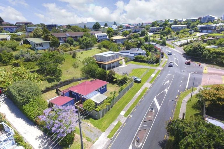 Photo of property in 21 Omokoroa Road, Omokoroa, 3114