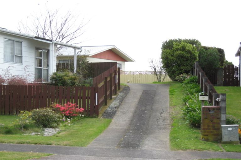 Photo of property in 16a Culzean Grove, Bell Block, New Plymouth, 4312