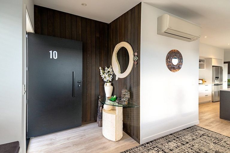 Photo of property in 10 Knightia Drive, Papamoa Beach, Papamoa, 3118