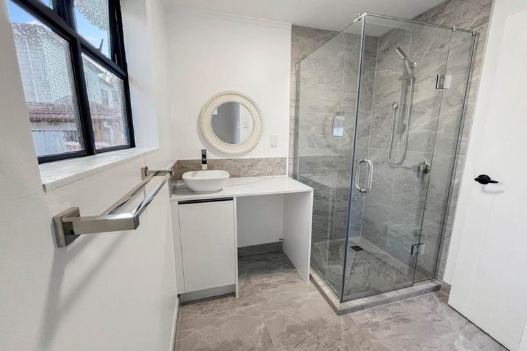 Photo of property in 43 Hutton Street, Otahuhu, Auckland, 1062